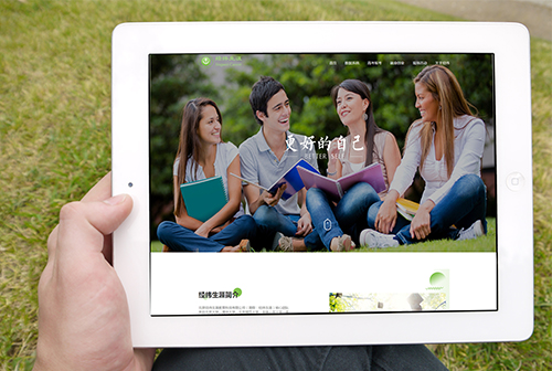 �˱���γ����